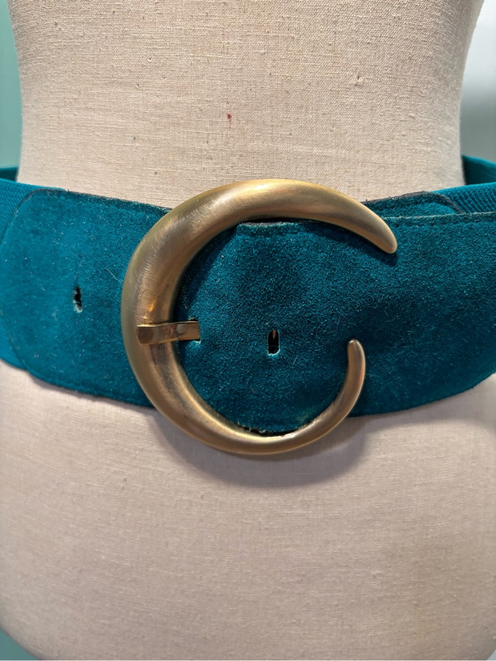 Vintage 1980’s Wide Teal Suede and Elastic Waist Belt with Gold Crescent Buckle - Picture 2 of 5